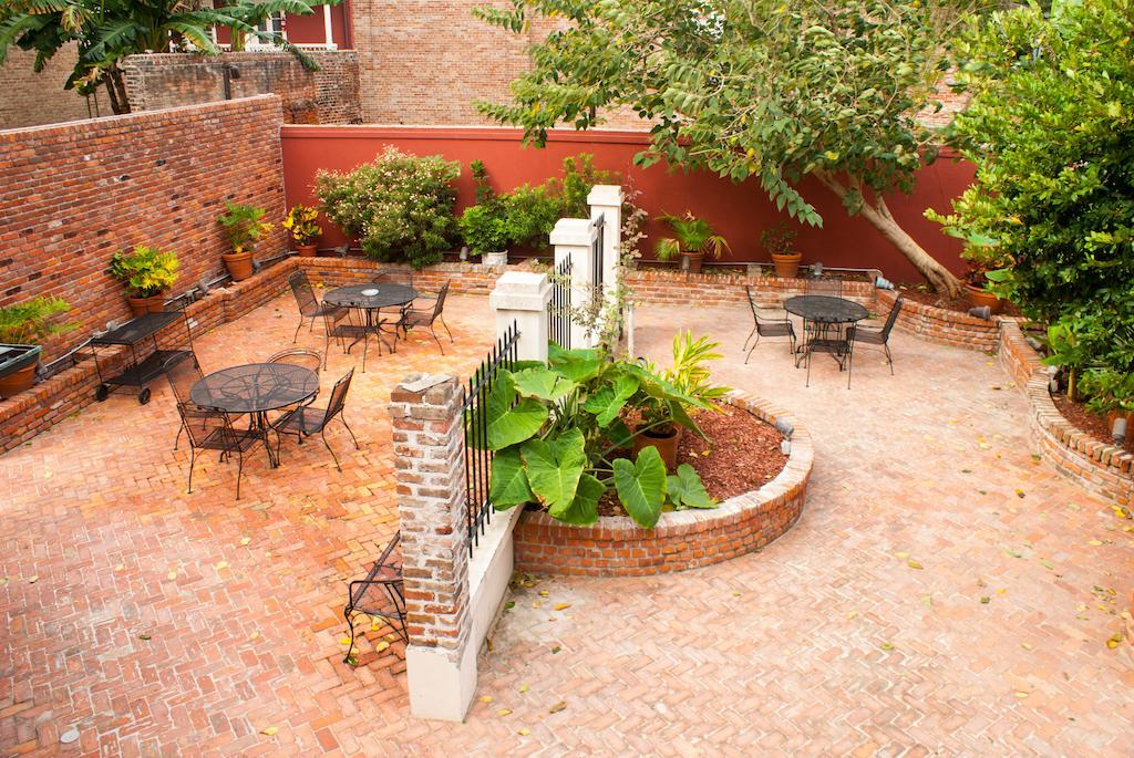 Grenoble House Hotel New Orleans Exterior photo