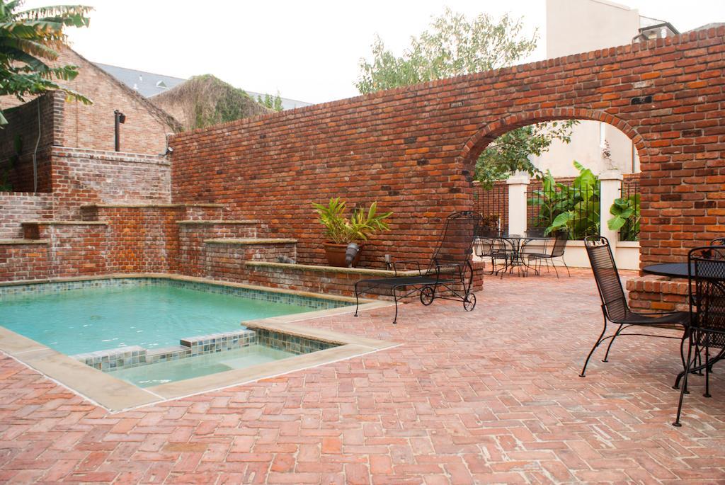 Grenoble House Hotel New Orleans Exterior photo